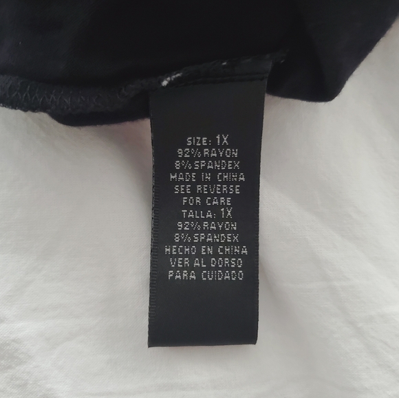 KAELY N-MAX ll- Chic Black Sleeveless Empire Bubble Top with Beaded Waist- 1X - Picture 7 of 8